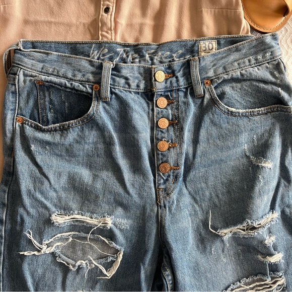 We the Free People High Rise Jeans Button Fly Raw Hem Distressed - Picture 12 of 12